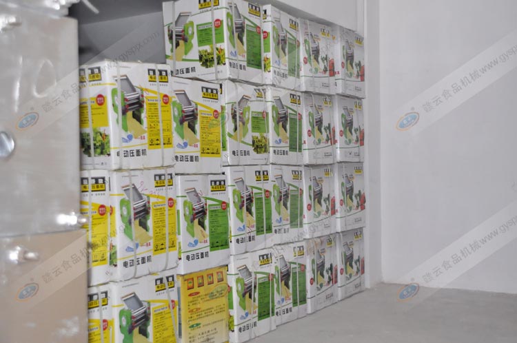 贛云食品機(jī)械廠倉(cāng)庫(kù)一角